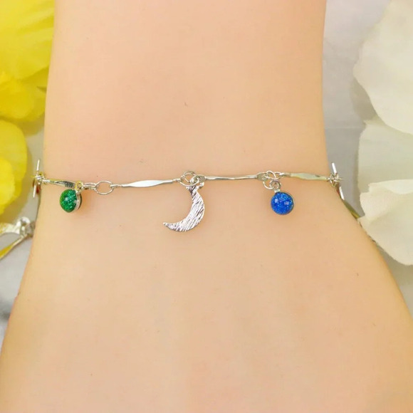 Minimalist Bracelet, Sleek & Modern Design, Women’s Fashion, YC110154-B - Picture 1 of 10